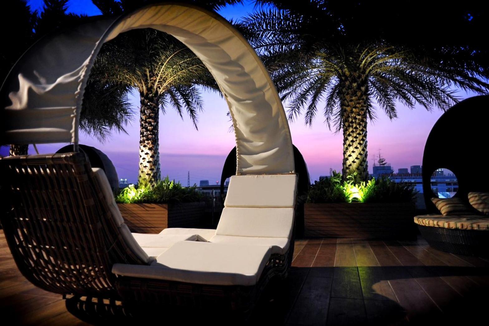 The Bazaar Hotel Bangkok Buitenkant foto